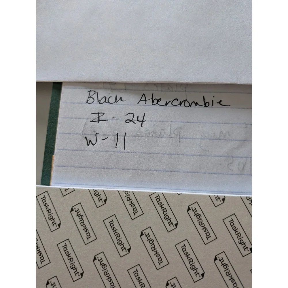 Abercrombie Kids Black High Waisted Active Leggings with Pockets Size 9/10‎